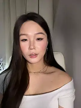 Momo-1314 - 💕支持的哥哥都发大财~~~