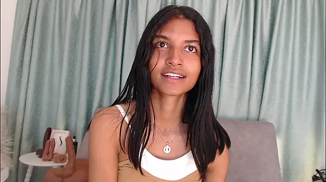 YuliethPetite - yoga flex sexy body