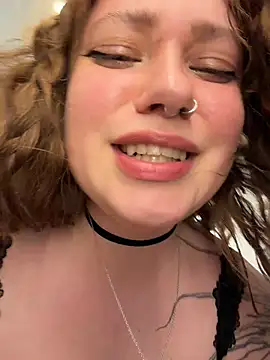 Lucy-joy - slap my big ass 10 times+open ass hole