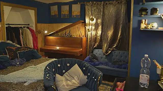 VanessaDoyle - 10 video hot+5 foto