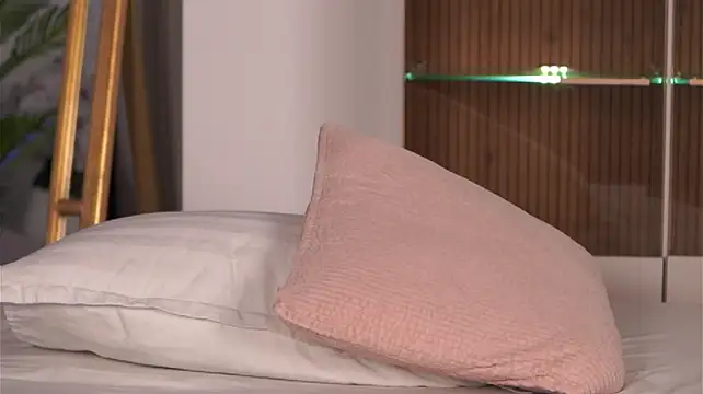 AlyonaKatya - What can go wrong with some pussy rubs?