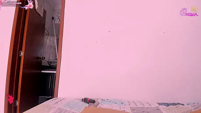 Amina_hafsa - Hard spankings x10