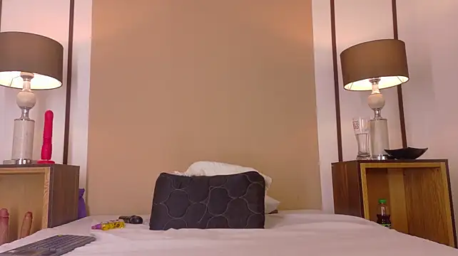 EleonorAshcroft - Fingering pussy masturbation