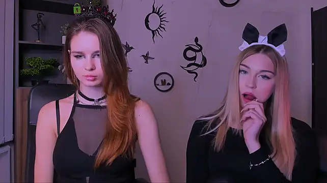 Angie_foxy1 - Flash tits (Angie)