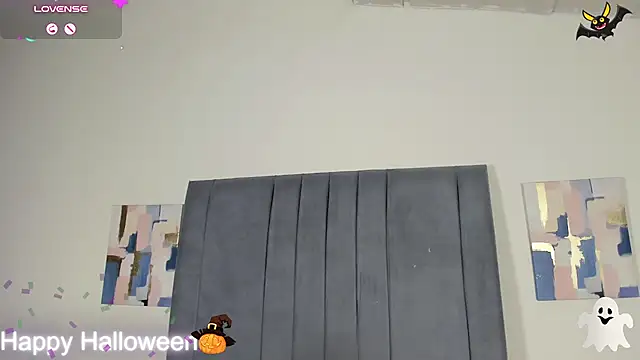 Sophia_Ebony - Play with my lush in clit
