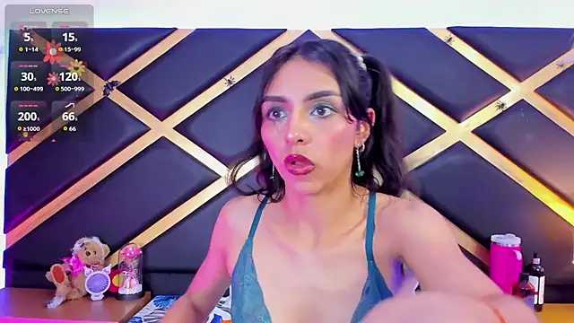 MelodySkylar - Spank Ass