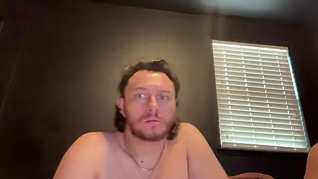 hungandcloudy's Live XXX Chat