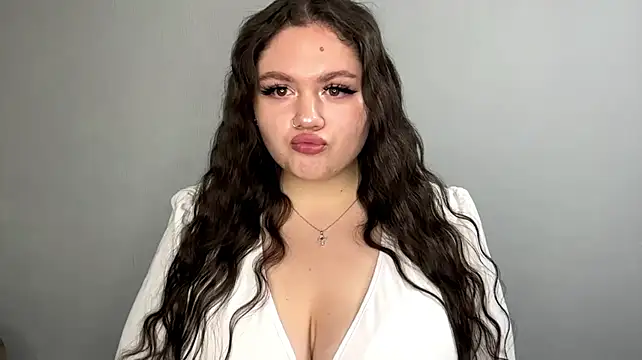 TawnyaCatani - lick my lips