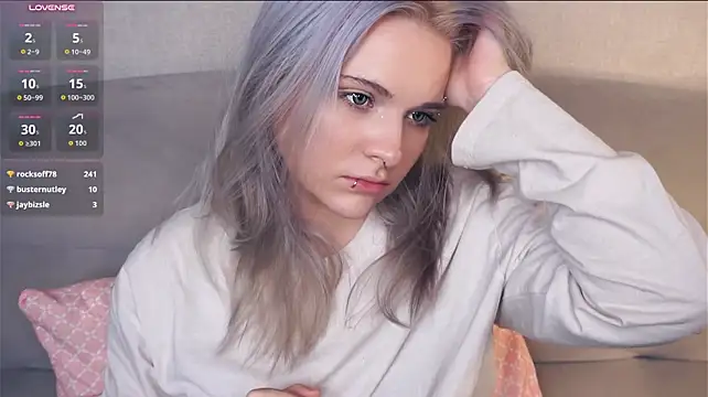 KaleyMahunik - aww... suck my finger closer
