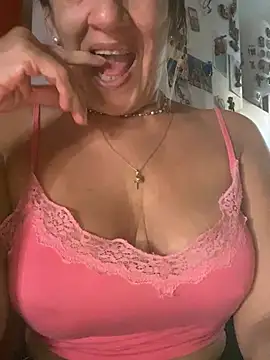 Camelia3 - PUSSY PLAY