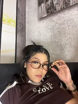 CherrySmirkXXX - BEAT MY CLIT WITH DOMI! 💦🔥