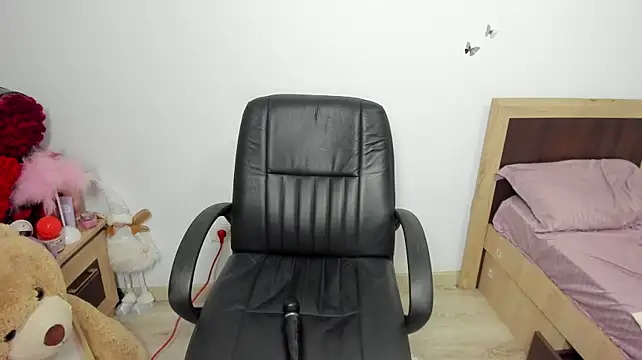 Kilenyapatrice - SQUIRT