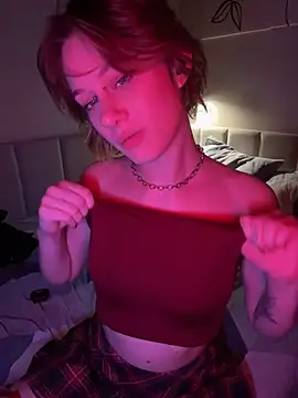 MaryTeacher - Little teasing with my skirt;)