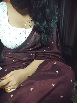 Urs_vrinda - Tease sareepeticoat and bra in 5 min
