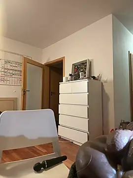 Steffi_Snowbunny - Squirt+7 Videos💦😈