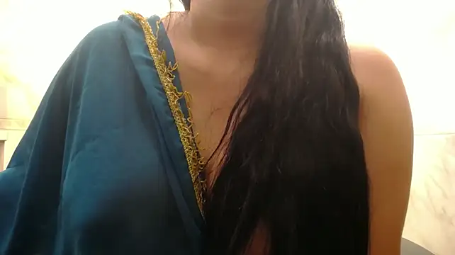 Dayadubey_ - oil in boobs