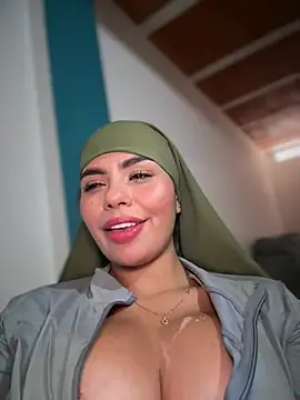Lalilamassu1 - Saliva harder in public