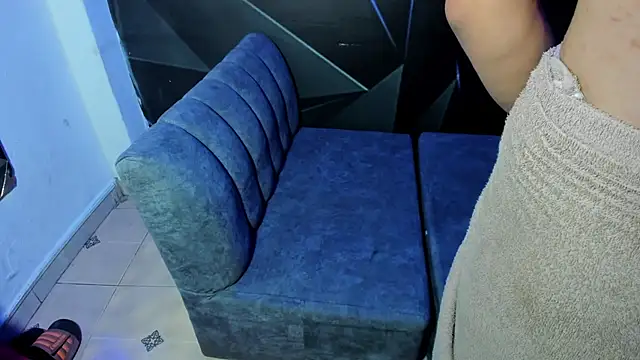 Milacamhot - DEEPTHROAT HARD + PINCH THE NO