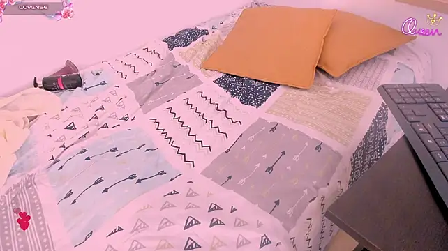 Amina_hafsa - Hard spankings x10