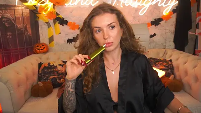CurlyCandyXX - buttplug with tale in sexy ass