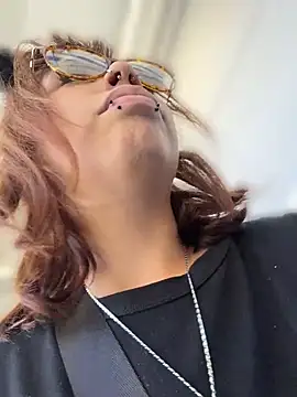 Moan4mona - Flash titties🫪✨🍒