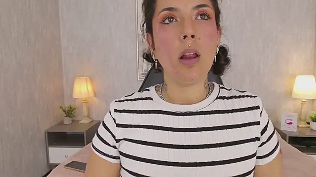 Victoria_Elektra - BOUNCE MY BOOBS IN YOUR FACE