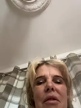 Huskie_Mia_UK - spa