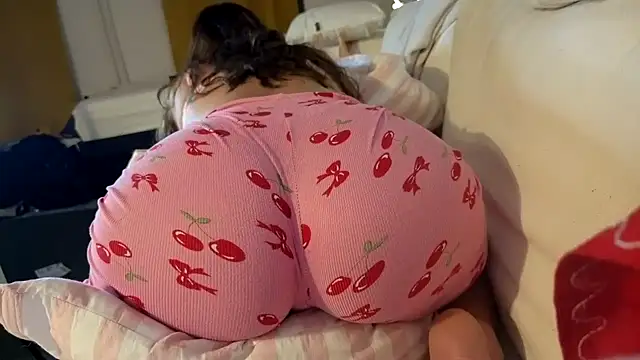 Camii2244 - Tease feet