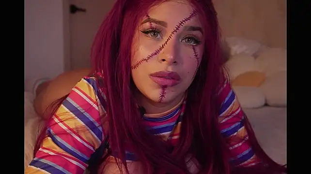 Iara_Smith1 - fingers in pussy