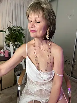 Melljoy - Make me very hot and wet