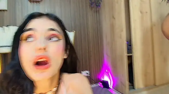 LatinsSquirting - Show Tits one girl
