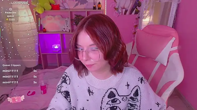 Coconut_Mia - doggy without underwear