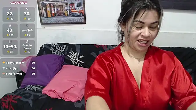 Pamela_echeverria - touch her pussy and get it nice and wet