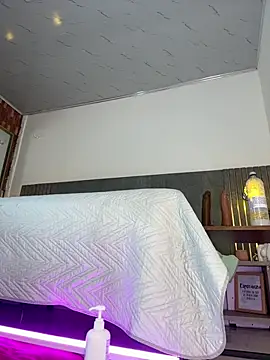 Lila-pinkky - 🔥 BEAT MY PUSSY 💦 ROUND 1 SQUIRT