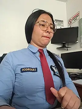 Queen_linda1 - “😱RIDE HUGE DILDO NAKED +SQUIRT”