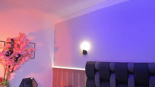 Siouxsie_cenobite - (∩^o^)⊃━☆ Naked + squirt (2 min control)