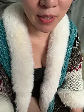 Yaoyiyi-8 - 36D大奶夹大鸡吧10分钟