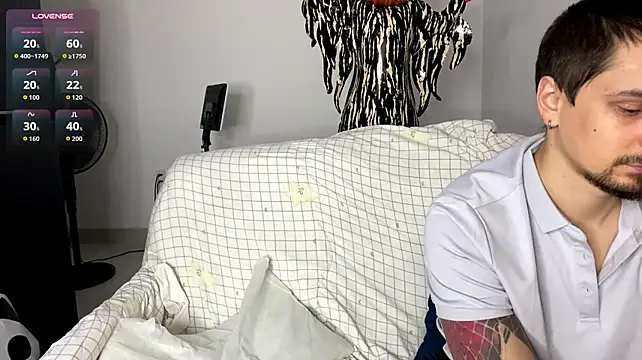 INSOMNIA_strip - kneading ASS