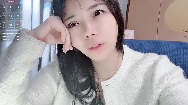 Xinxin520-baby - 我回来了，目标完成坐哥哥的大肉棒，最后完成送3分钟小粉