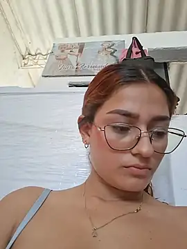 Ary-18 - Finger in ass + doggy