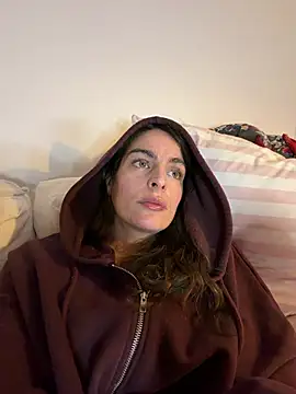Camii2244 - Tease feet