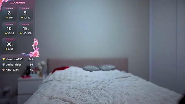 NensySafrons - Show Ass In Doggy🍑