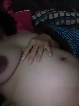 Naked_full