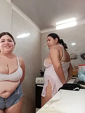 Sara_y_Amy's Live XXX Chat