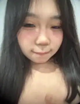 Molly500 - 自慰表演