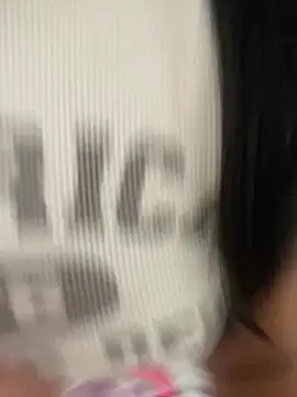 Pinkhotbaby - De 4 piscando cuzinho