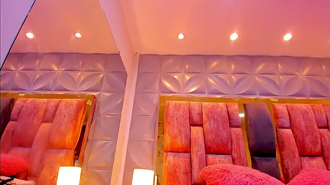 Charlotte_Ice1 - It keeps vibrating/I want my anal plug