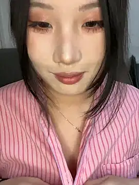 ViVian-xxxx - 全裸3分钟