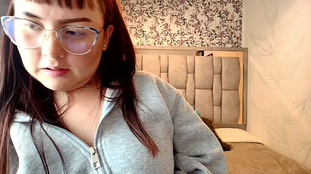 Sofi_Blake__ - DOGGY STYLE+SPANKS ASS X3=OIL