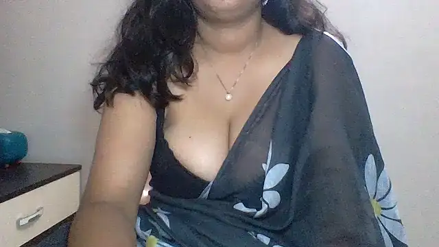 Kannada-Anu-Anu2002 - full nude in public 5min